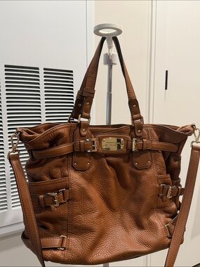 Michael Kors Gansevoort Large Full Leather Tote